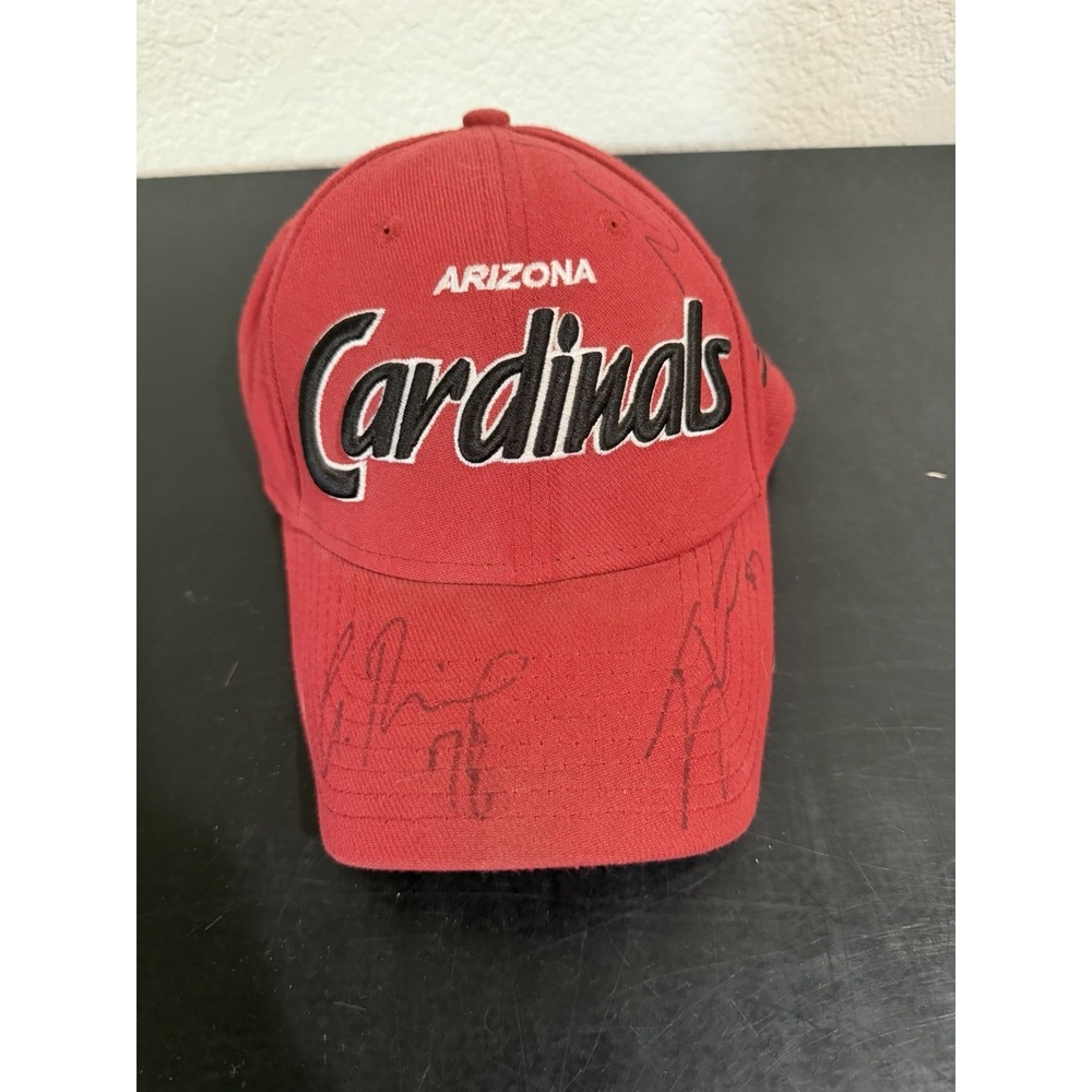New Era 59Fifty NFL Arizona Cardinals medium/large hat cap, signed
